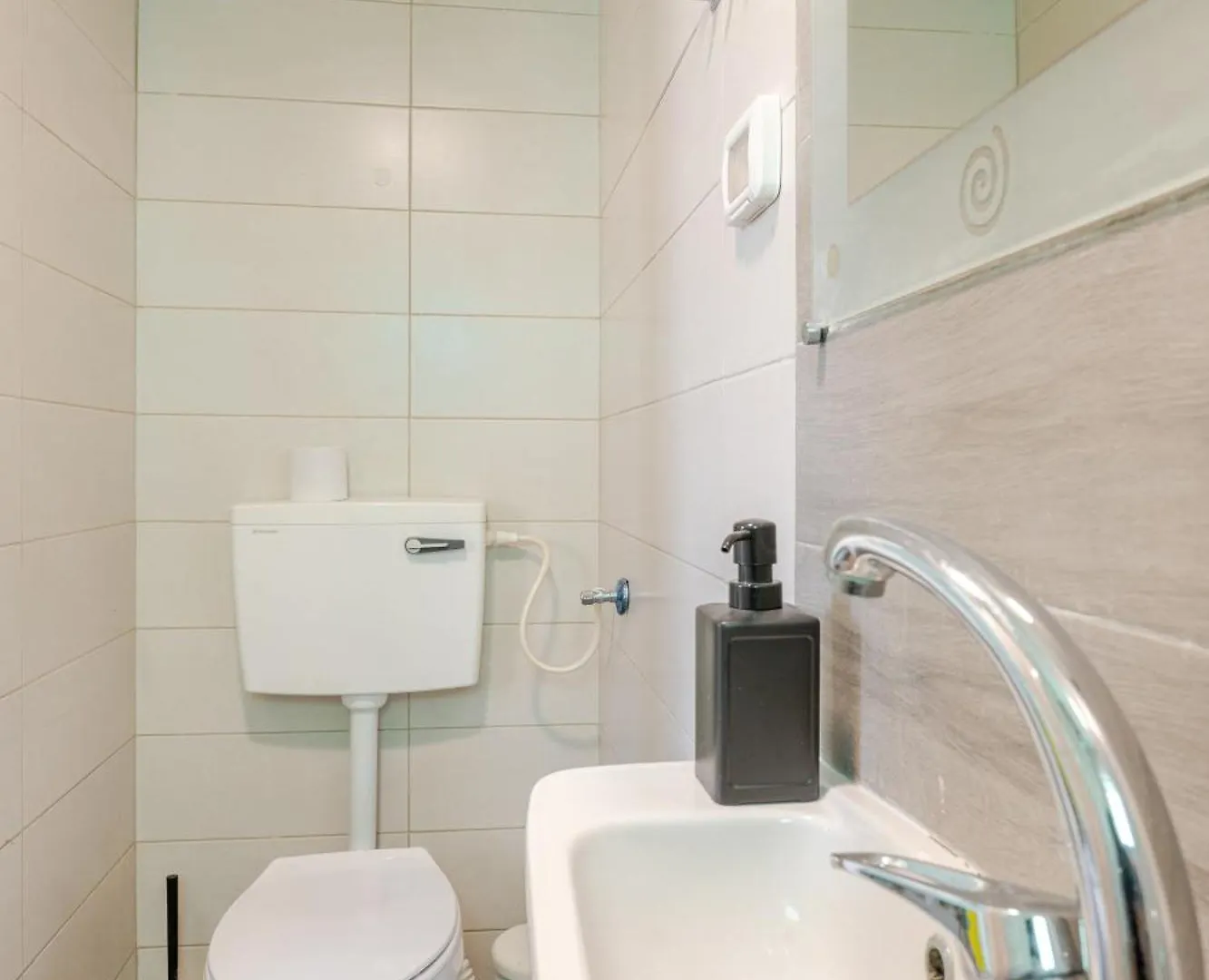 Haifa Hadar Urban Apartment ישראל